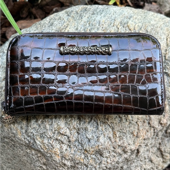Brighton Handbags - Brighton Brown Leather Wallet with Swirl Design